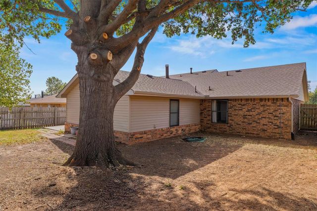 8829 NW 84th Street, Oklahoma City, OK 73132