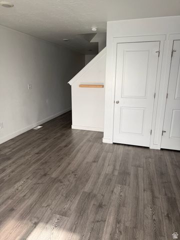 1056 E WATERWAY LN, Saratoga Springs, UT 84045