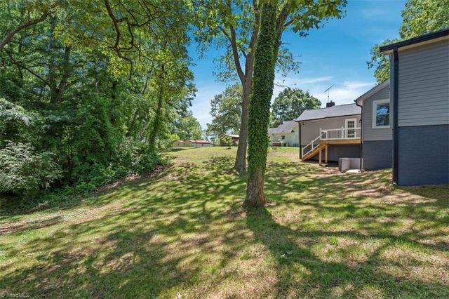 632 Stokesburg Road, Walnut Cove, NC 27052