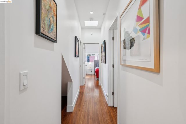 8210 Skyline Blvd, Oakland, CA 94611