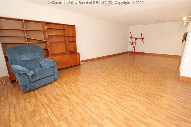 1302 Hunters Ridge Road, Charleston, WV 25314