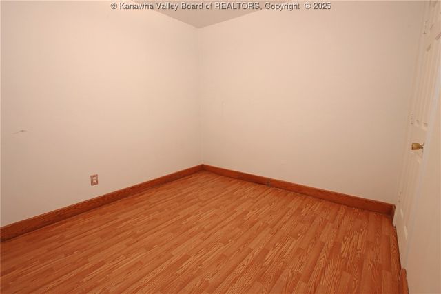 1302 Hunters Ridge Road, Charleston, WV 25314