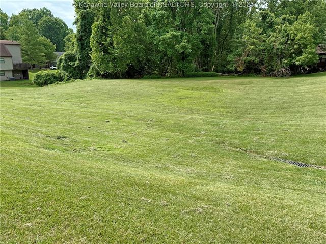 1302 Hunters Ridge Road, Charleston, WV 25314