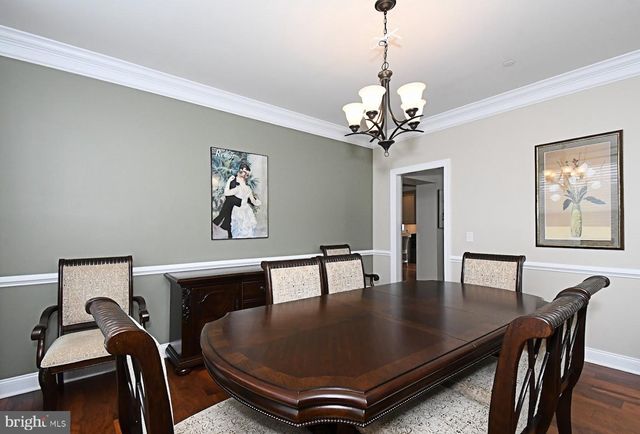 300 ROWLAND LN, Line Lexington, PA 18932