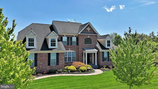 300 ROWLAND LN, Line Lexington, PA 18932