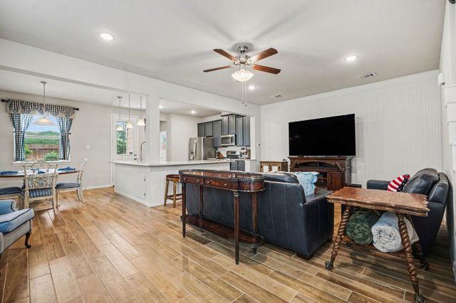 7339 Hinsdale Drive, Pasadena, TX 77505