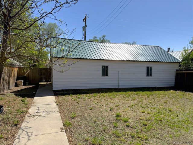 426 3rd St, Hugo, CO 80821