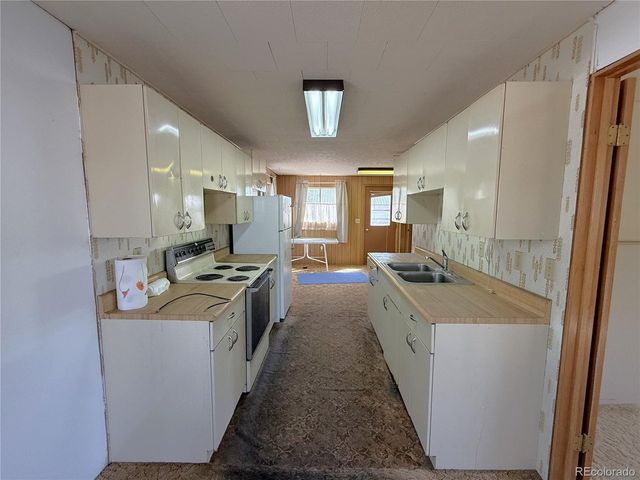 426 3rd St, Hugo, CO 80821