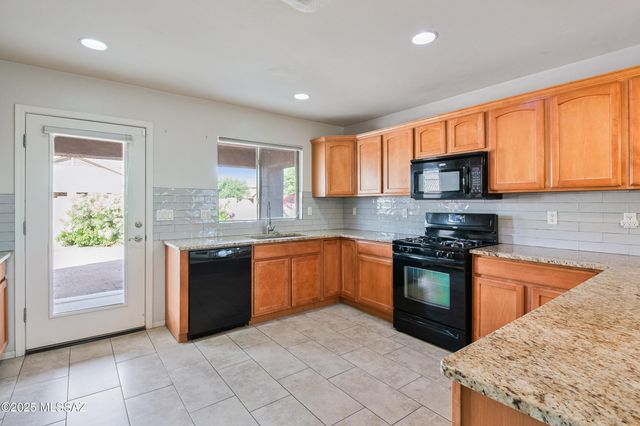 11838 W Thomas Arron Drive, Marana, AZ 85653