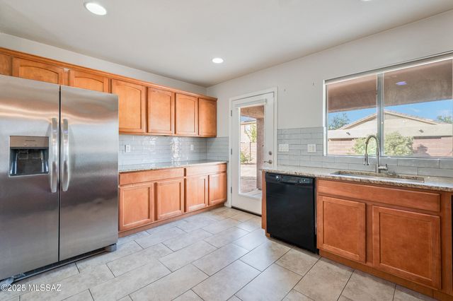 11838 W Thomas Arron Drive, Marana, AZ 85653