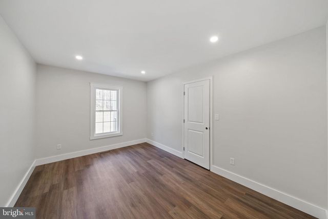 646 SANDY POINT RD, Heathsville, VA 22473