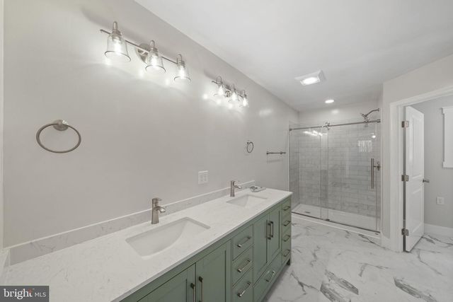 646 SANDY POINT RD, Heathsville, VA 22473