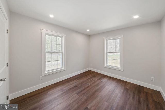 646 SANDY POINT RD, Heathsville, VA 22473
