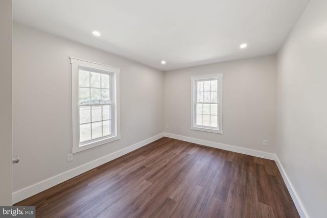 646 SANDY POINT RD, Heathsville, VA 22473