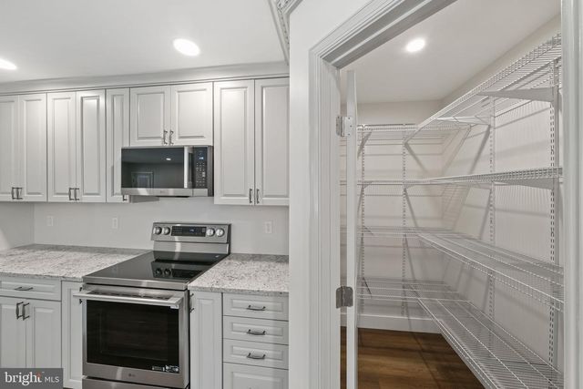 646 SANDY POINT RD, Heathsville, VA 22473