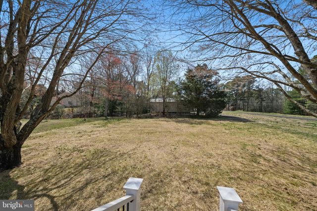 646 SANDY POINT RD, Heathsville, VA 22473