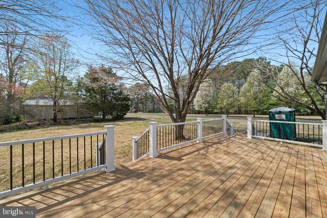 646 SANDY POINT RD, Heathsville, VA 22473