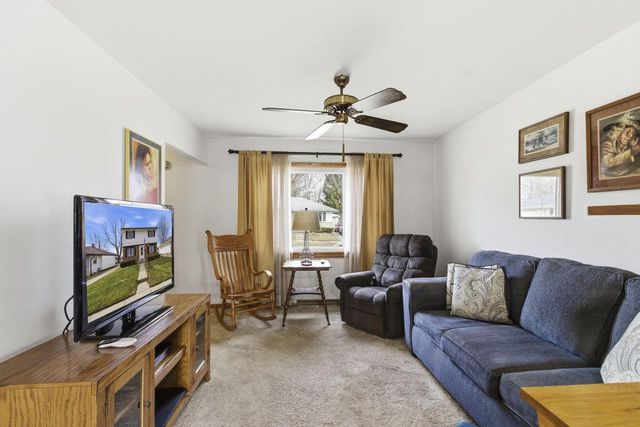 6223 W Hustis STREET, Milwaukee, WI 53223