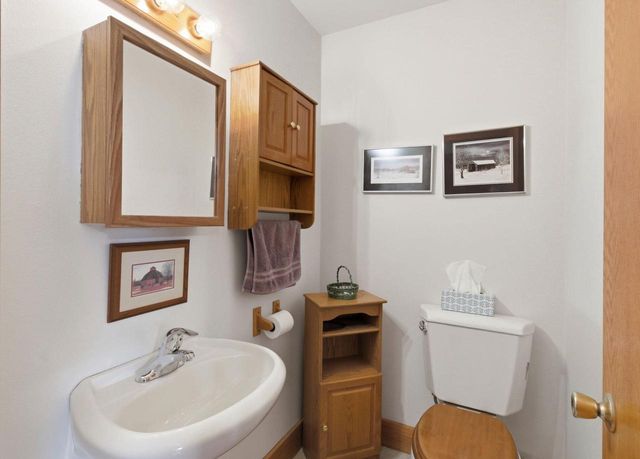 6223 W Hustis STREET, Milwaukee, WI 53223