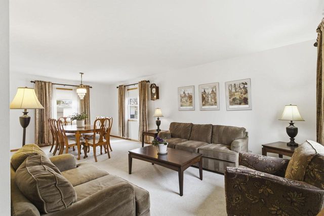 6223 W Hustis STREET, Milwaukee, WI 53223