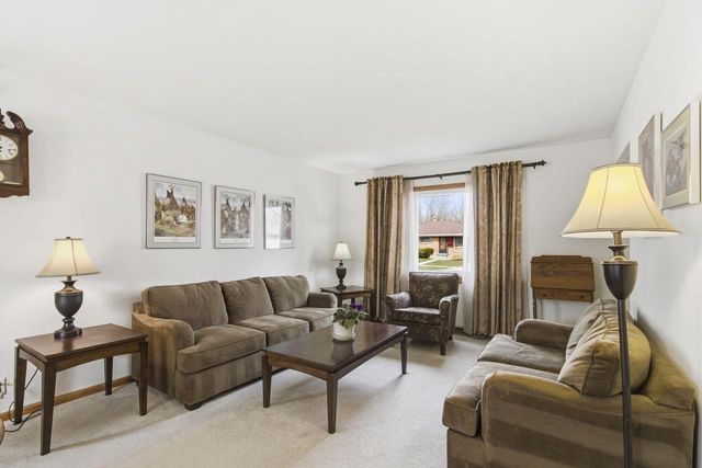 6223 W Hustis STREET, Milwaukee, WI 53223