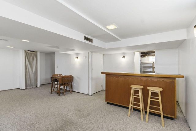 6223 W Hustis STREET, Milwaukee, WI 53223