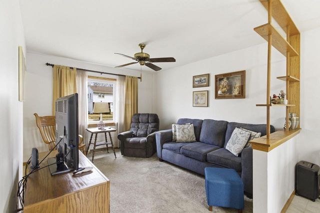 6223 W Hustis STREET, Milwaukee, WI 53223