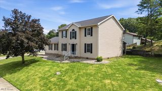 10 Elmwood Drive, Parkersburg, WV 26101