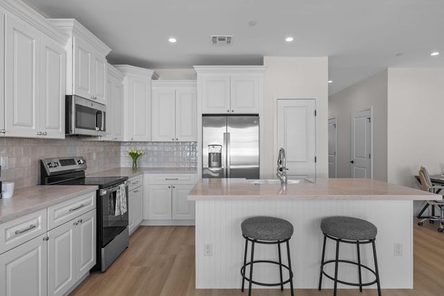 16714 E Almont Drive 2, Fountain Hills, AZ 85268