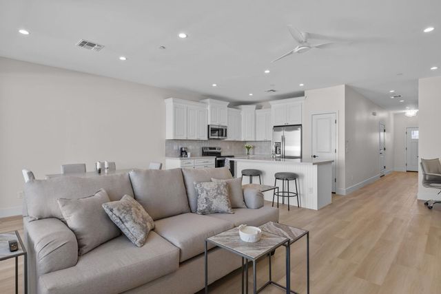 16714 E Almont Drive 2, Fountain Hills, AZ 85268