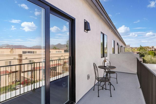 16714 E Almont Drive 2, Fountain Hills, AZ 85268