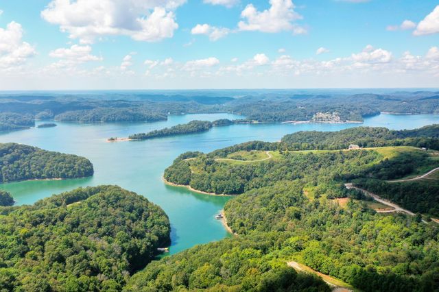 73B Swan Ridge Rd, Hilham, TN 38568