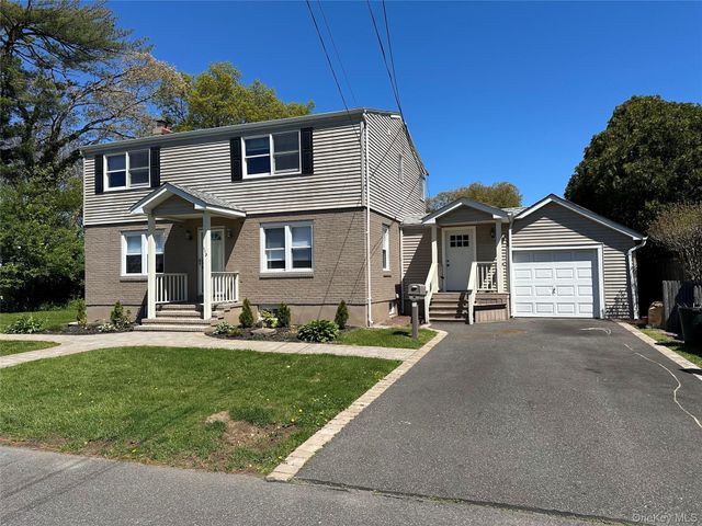 115 Lexington Avenue 1st Floor, West Babylon, NY 11704
