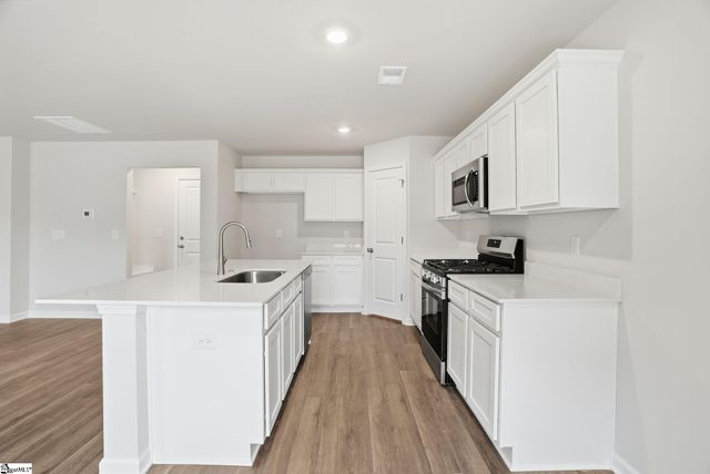 1012 S Welcome Road, Greenville, SC 29611