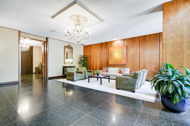 1122 Colorado ST 1902, Austin, TX 78701
