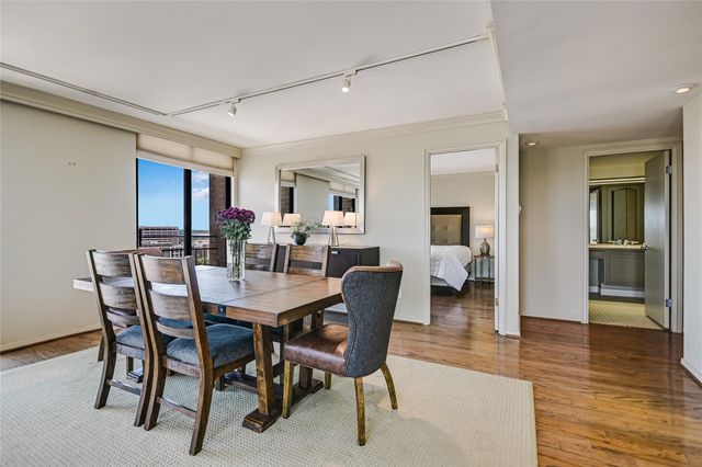 1122 Colorado ST 1902, Austin, TX 78701