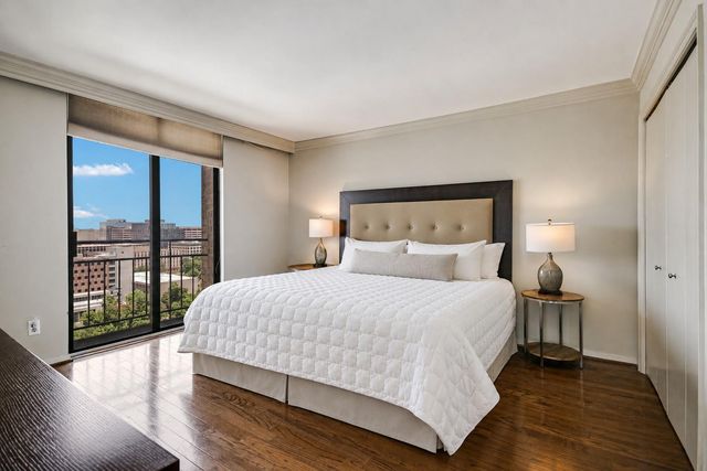 1122 Colorado ST 1902, Austin, TX 78701