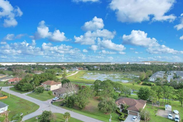 5464 NW Boydga Avenue, Port St. Lucie, FL 34986
