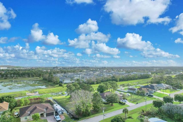 5464 NW Boydga Avenue, Port St. Lucie, FL 34986