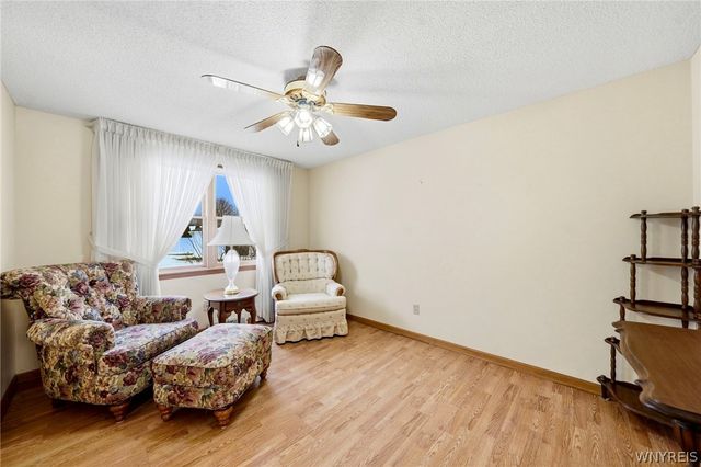 7196 Balla Drive, Wheatfield, NY 14120