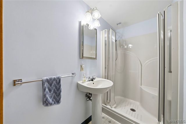 7196 Balla Drive, Wheatfield, NY 14120