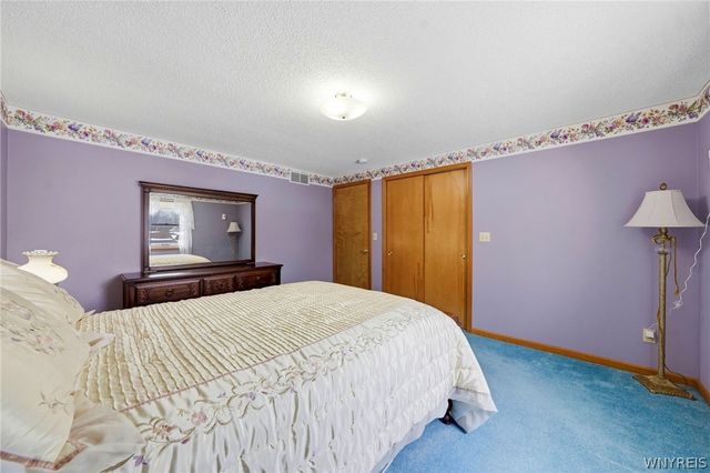 7196 Balla Drive, Wheatfield, NY 14120