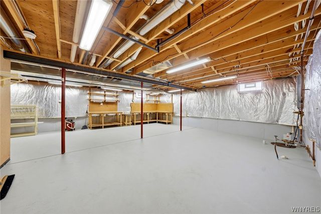 7196 Balla Drive, Wheatfield, NY 14120