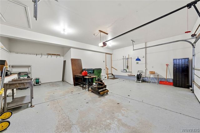 7196 Balla Drive, Wheatfield, NY 14120