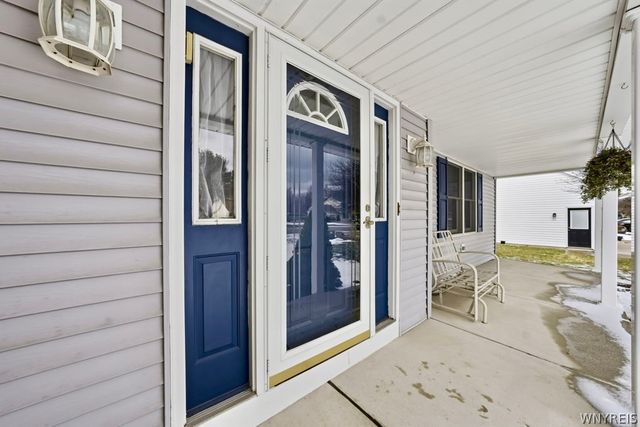 7196 Balla Drive, Wheatfield, NY 14120