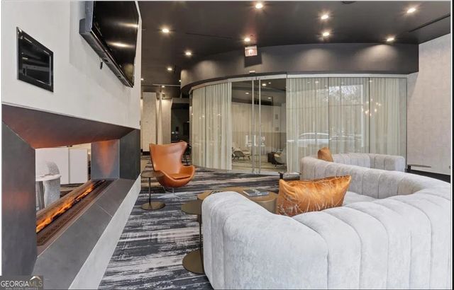 3324 Peachtree Road 2213, Atlanta, GA 30326