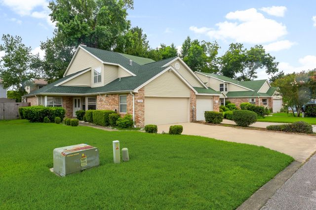 1329 White Blossom Lane, Fort Walton Beach, FL 32547