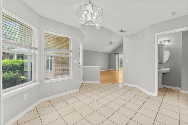 1329 White Blossom Lane, Fort Walton Beach, FL 32547