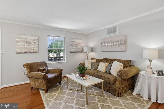8405 FLOWER HILL, Gaithersburg, MD 20879