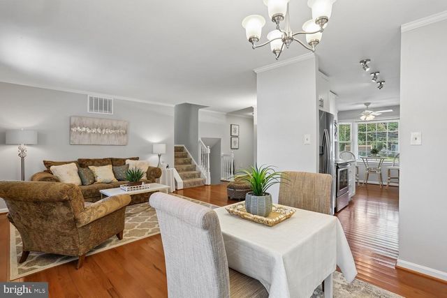 8405 FLOWER HILL, Gaithersburg, MD 20879
